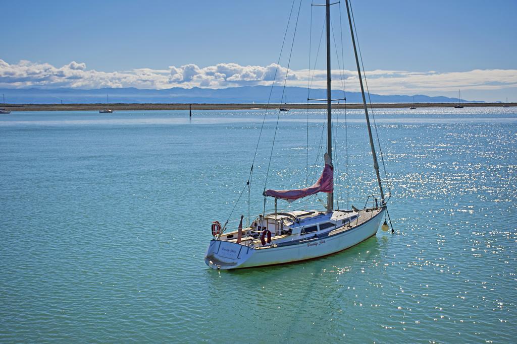 Waterfront Escape Appartement Nelson Buitenkant foto